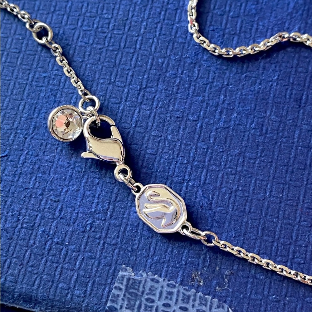 Swarovski “Sublima” White Heart Pendant Necklace - Picture 8 of 14
